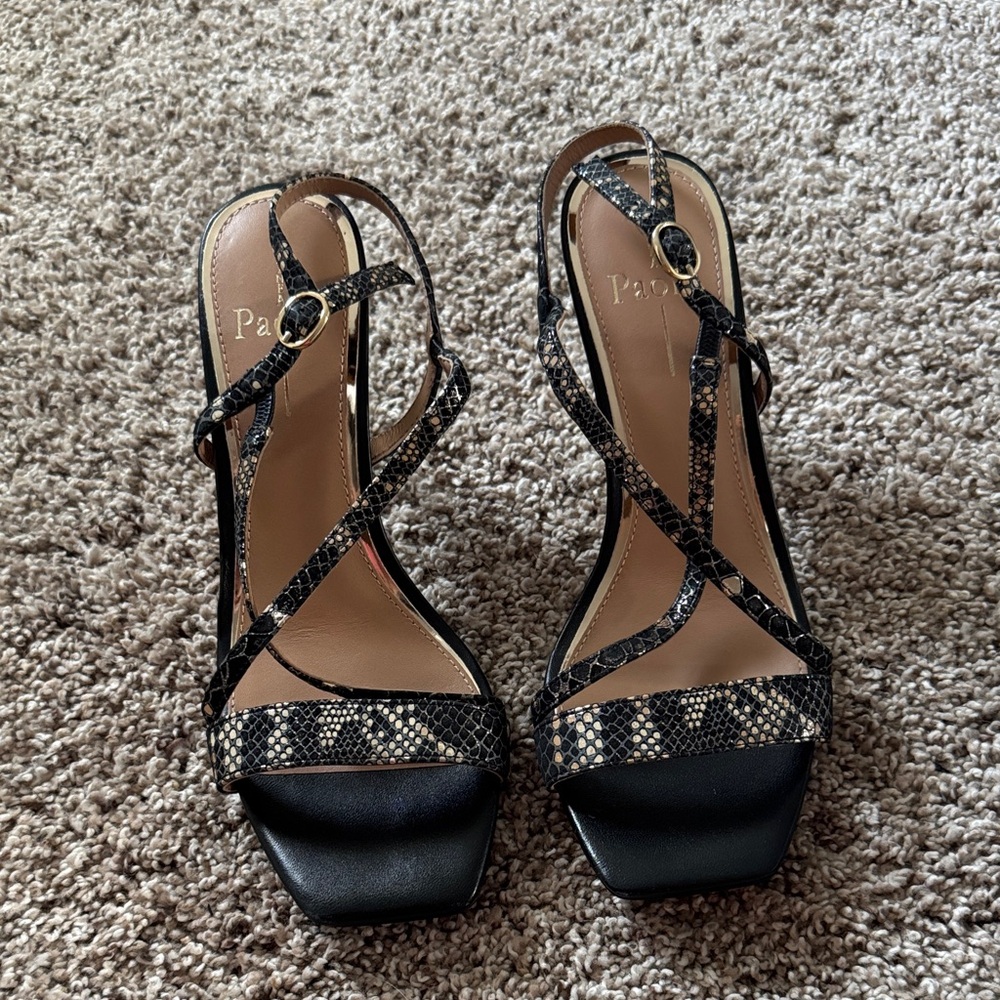 Paolo Elegant Black and Tan Sandals